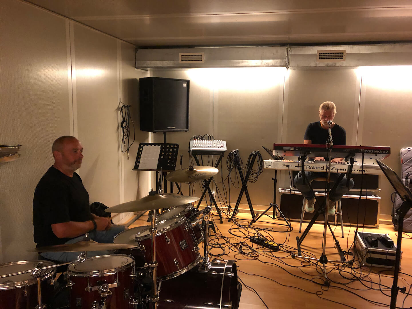  Volop repeteren in de oefenruimte 